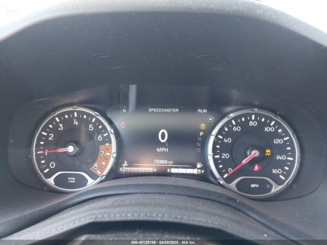 ZACNJBC14KPK49317 Jeep Renegade Trailhawk 4x4