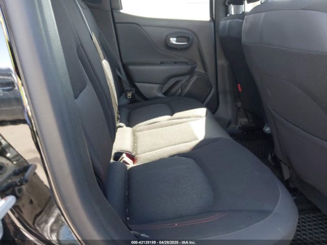 ZACNJBC14KPK49317 Jeep Renegade Trailhawk 4x4