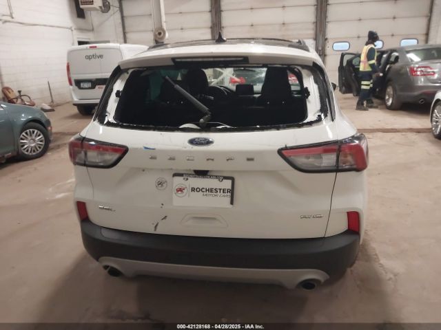 1FMCU9H68NUA43382 Ford ESCAPE SEL