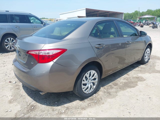 2T1BURHE0JC103542 Toyota COROLLA LE