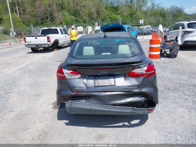1FADP3J22JL314642 Ford Focus Titanium