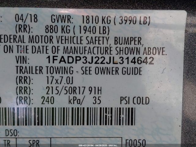 1FADP3J22JL314642 Ford Focus Titanium