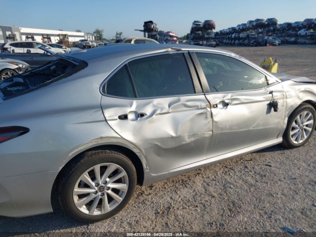 4T1C11AK2PU125757 Toyota CAMRY LE