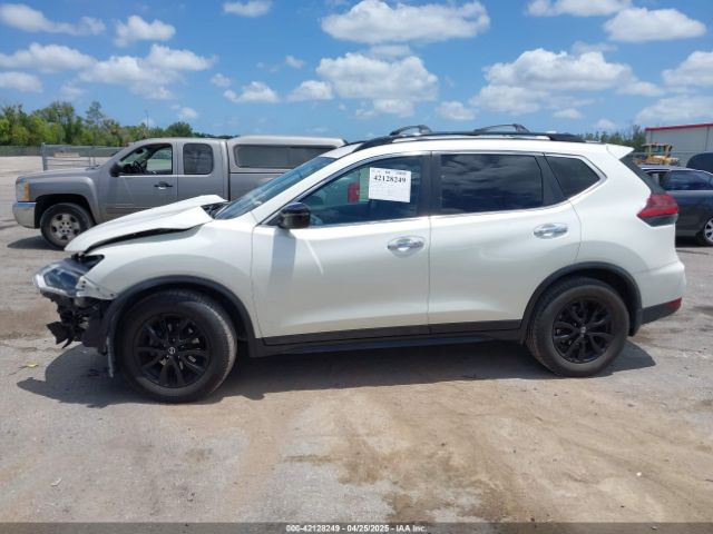 5N1AT2MT1JC769257 Nissan ROGUE SV