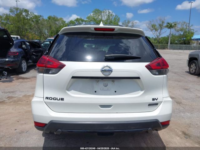 5N1AT2MT1JC769257 Nissan ROGUE SV