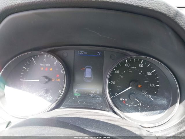 5N1AT2MT1JC769257 Nissan ROGUE SV