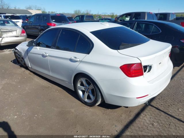 WBA3B1G57FNT02019 BMW 320i