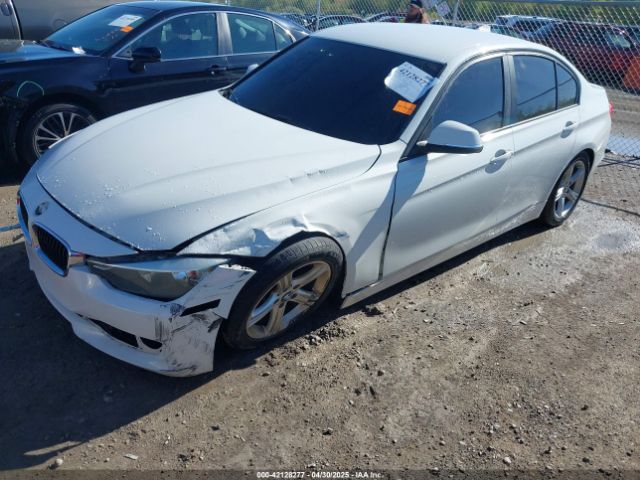 WBA3B1G57FNT02019 BMW 320i