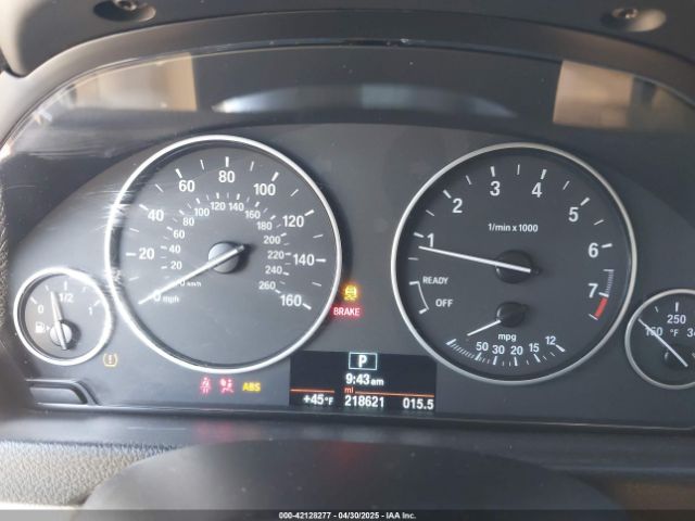 WBA3B1G57FNT02019 BMW 320i