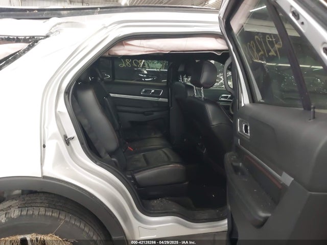 1FM5K8GT8GGC70265 Ford EXPLORER SPORT