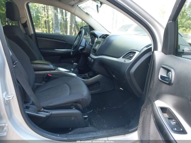 3C4PDDBG3ET128053 Dodge Journey Sxt