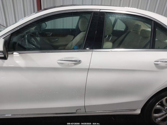 WDDWF4KB1JR356717 Mercedes-Benz C 300 4matic
