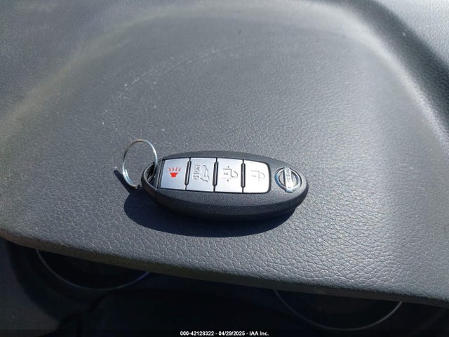 5N1AT2MV3GC841862 Nissan ROGUE SV