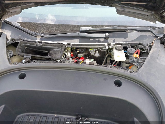 2023 TESLA MODEL 3 5YJ3E1EA5PF484040 Photo 9