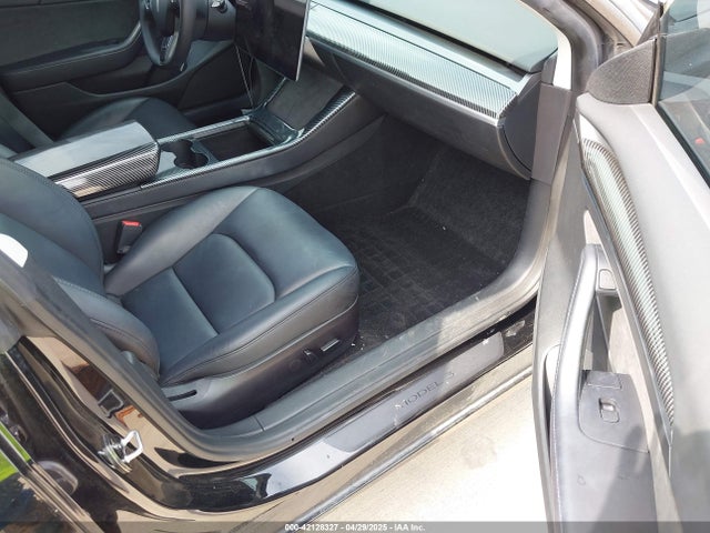 2023 TESLA MODEL 3 5YJ3E1EA5PF484040 Photo 4