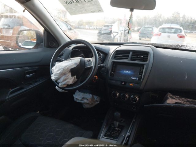 2020 MITSUBISHI OUTLANDER SPORT JA4AR3AU2LU000229 Photo 4