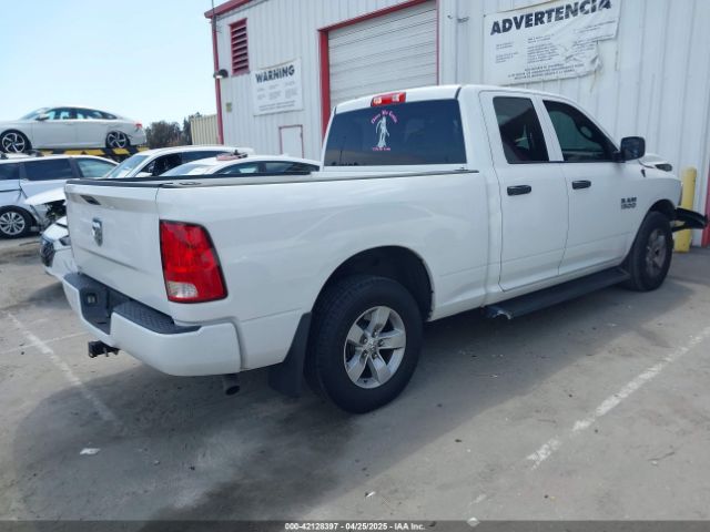 1C6RR6FG8JS166266 RAM 1500 Express  4x2 6'4 Box