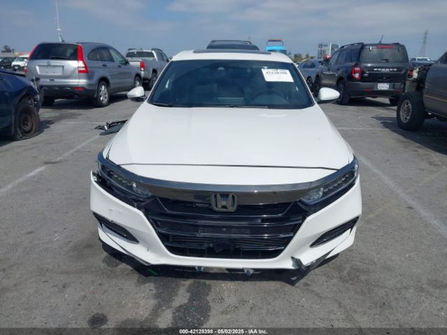 1HGCV2F3XLA013575 Honda Accord Sport 2.0t