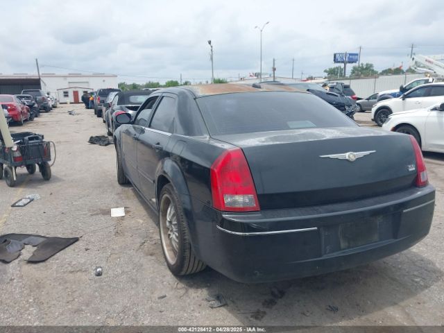 2005 CHRYSLER 300 2C3AA53G55H658962 Photo 2
