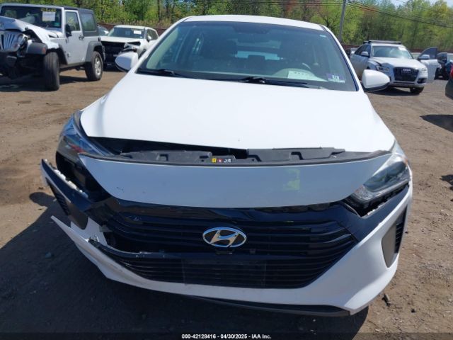 KMHC65LC2HU052356 Hyundai Ioniq Hybrid Blue