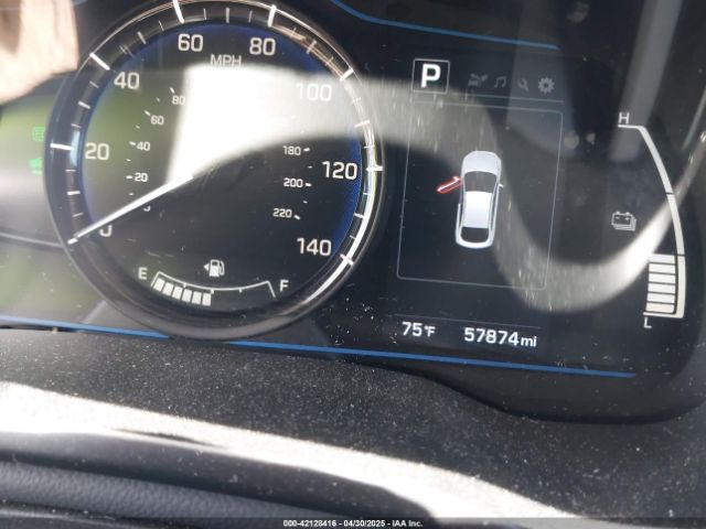 KMHC65LC2HU052356 Hyundai Ioniq Hybrid Blue