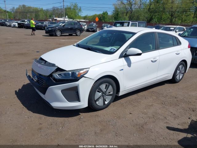 KMHC65LC2HU052356 Hyundai Ioniq Hybrid Blue
