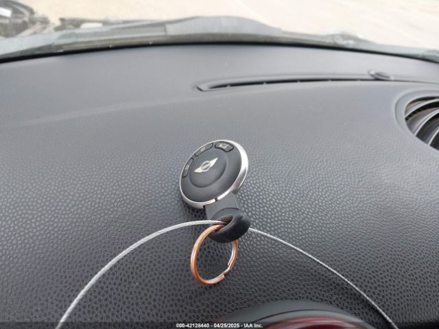 2010 MINI COOPER CLUBMAN WMWML3C58ATX38286 Photo 10