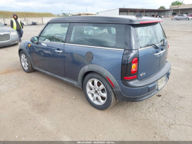 2010 MINI COOPER CLUBMAN WMWML3C58ATX38286 Photo 2