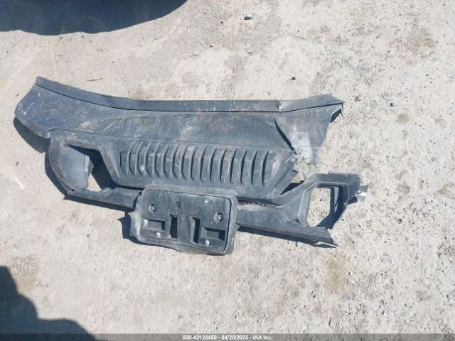 3GTU9BED8LG362818 GMC Sierra 1500 4wd  Short Box Sle