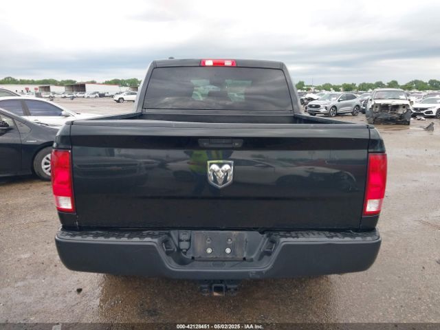 1C6RR6KG2JS165149 RAM 1500 Tradesman  4x2 5'7 Box