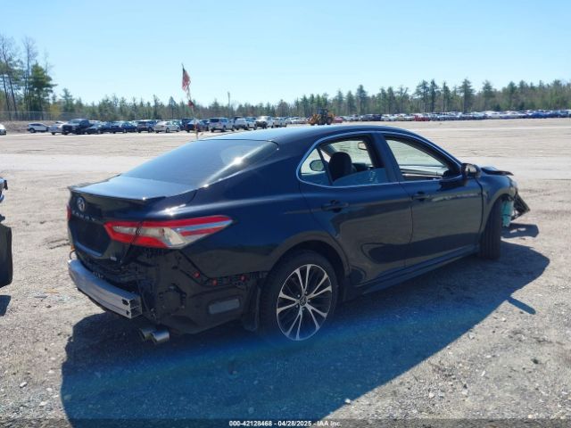 2018 TOYOTA CAMRY 4T1B11HK2JU143880 Photo 3