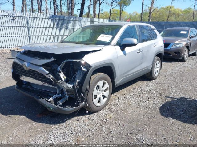 2T3G1RFV6RC474242 Toyota RAV4 LE
