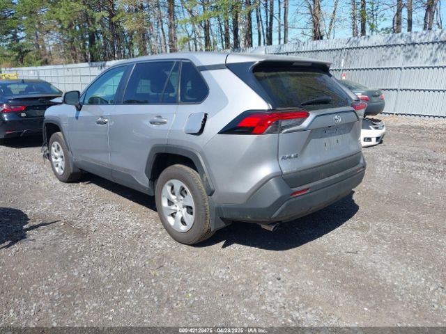 2T3G1RFV6RC474242 Toyota RAV4 LE