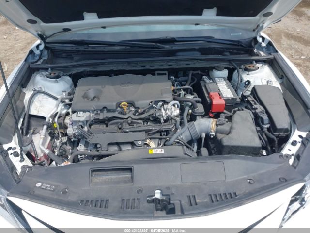 4T1C11BK0NU069930 Toyota Camry Le Awd