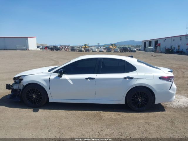 4T1G11BK5MU020920 Toyota Camry Se Nightshade Edition Awd