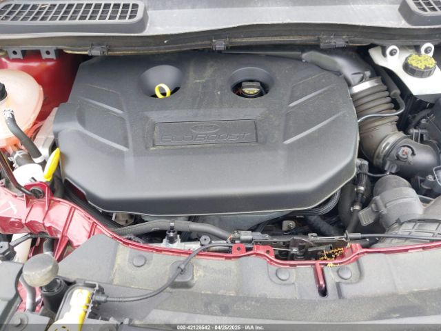 1FMCU0J97HUE84151 Ford Escape Titanium