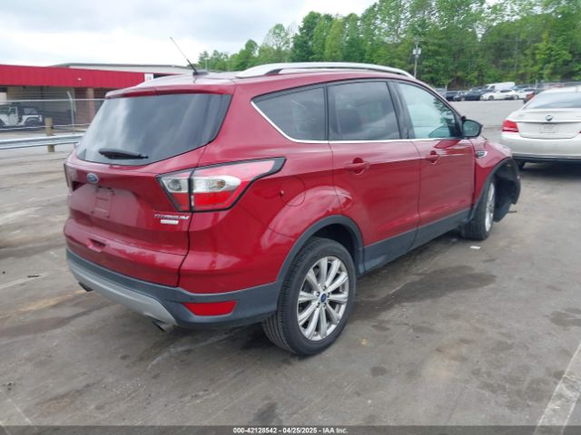 1FMCU0J97HUE84151 Ford Escape Titanium