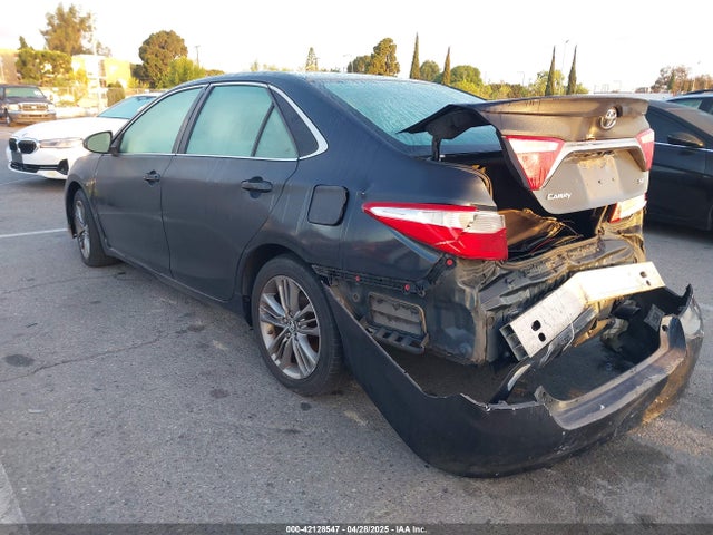 4T1BF1FK2FU907593 Toyota CAMRY SE