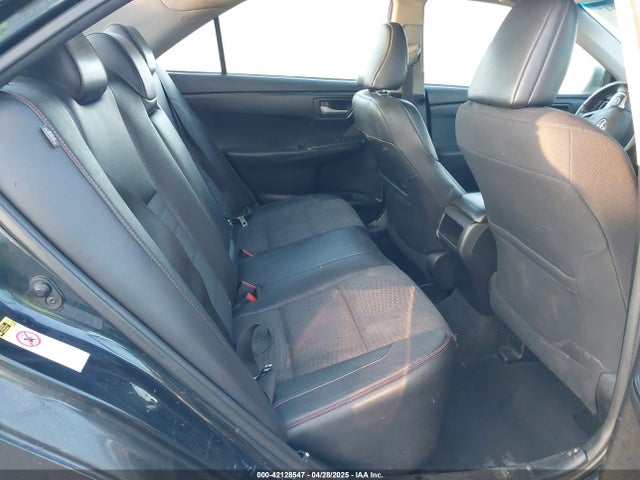 4T1BF1FK2FU907593 Toyota CAMRY SE