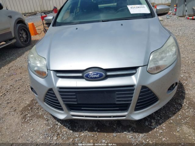 1FADP3F28EL162669 Ford FOCUS SE