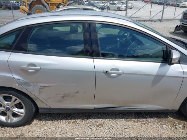 1FADP3F28EL162669 Ford FOCUS SE