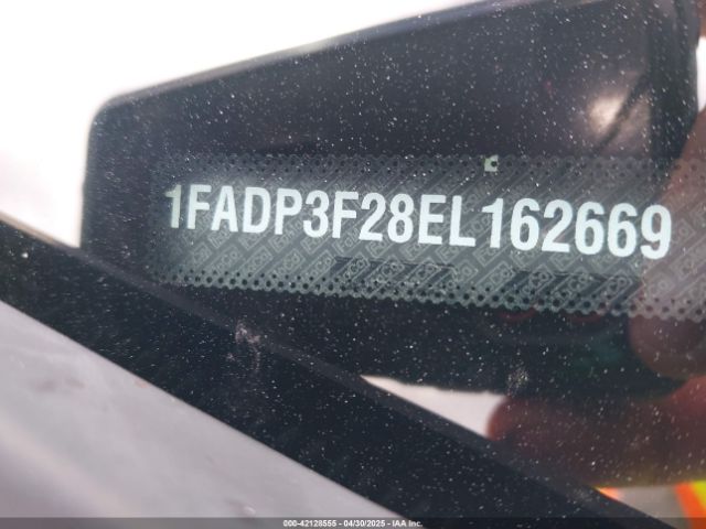 1FADP3F28EL162669 Ford FOCUS SE