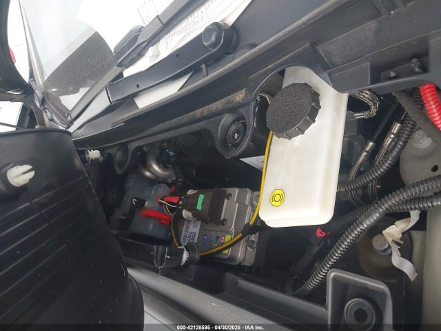 Tesla 2024 2024 5YJ3E1EB2RF792469 Image 10