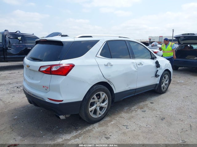 2GNAXKEX1J6230695 Chevrolet EQUINOX LT