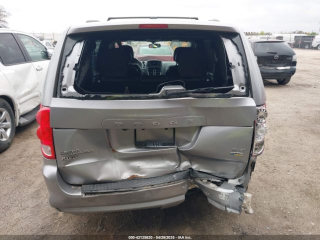 2C4RDGEG0JR150658 Dodge Grand Caravan Gt