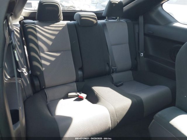 JTKJF5C7XFJ012872 Scion TC