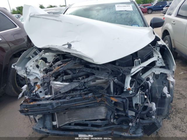 5N1BT3AA2NC714237 Nissan Rogue S Fwd