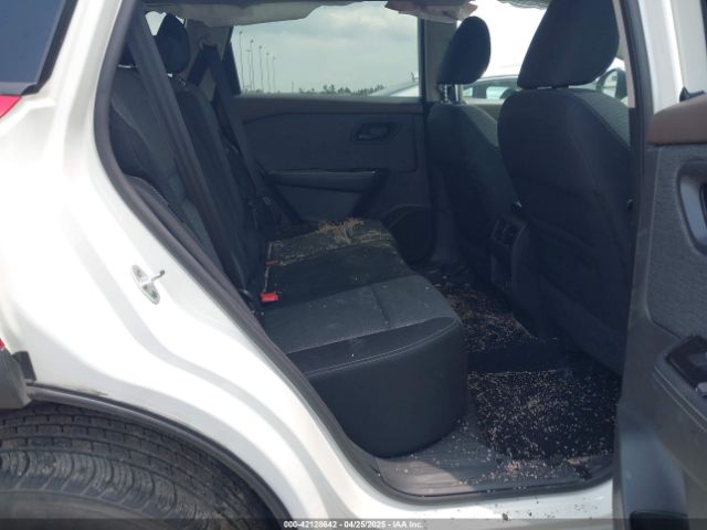 5N1BT3AA2NC714237 Nissan Rogue S Fwd