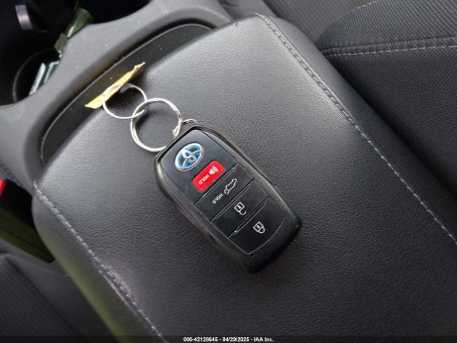 JTEAAAAH8NJ092371 Toyota VENZA LE