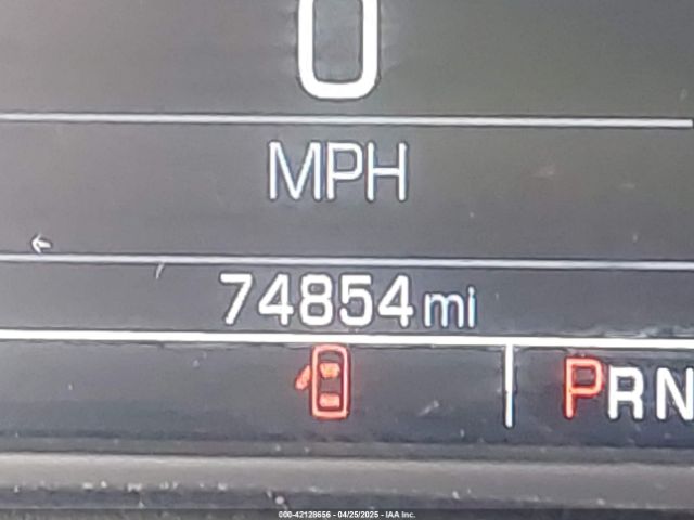 1GNSKJKCXFR527023 Chevrolet Suburban 1500 Lt